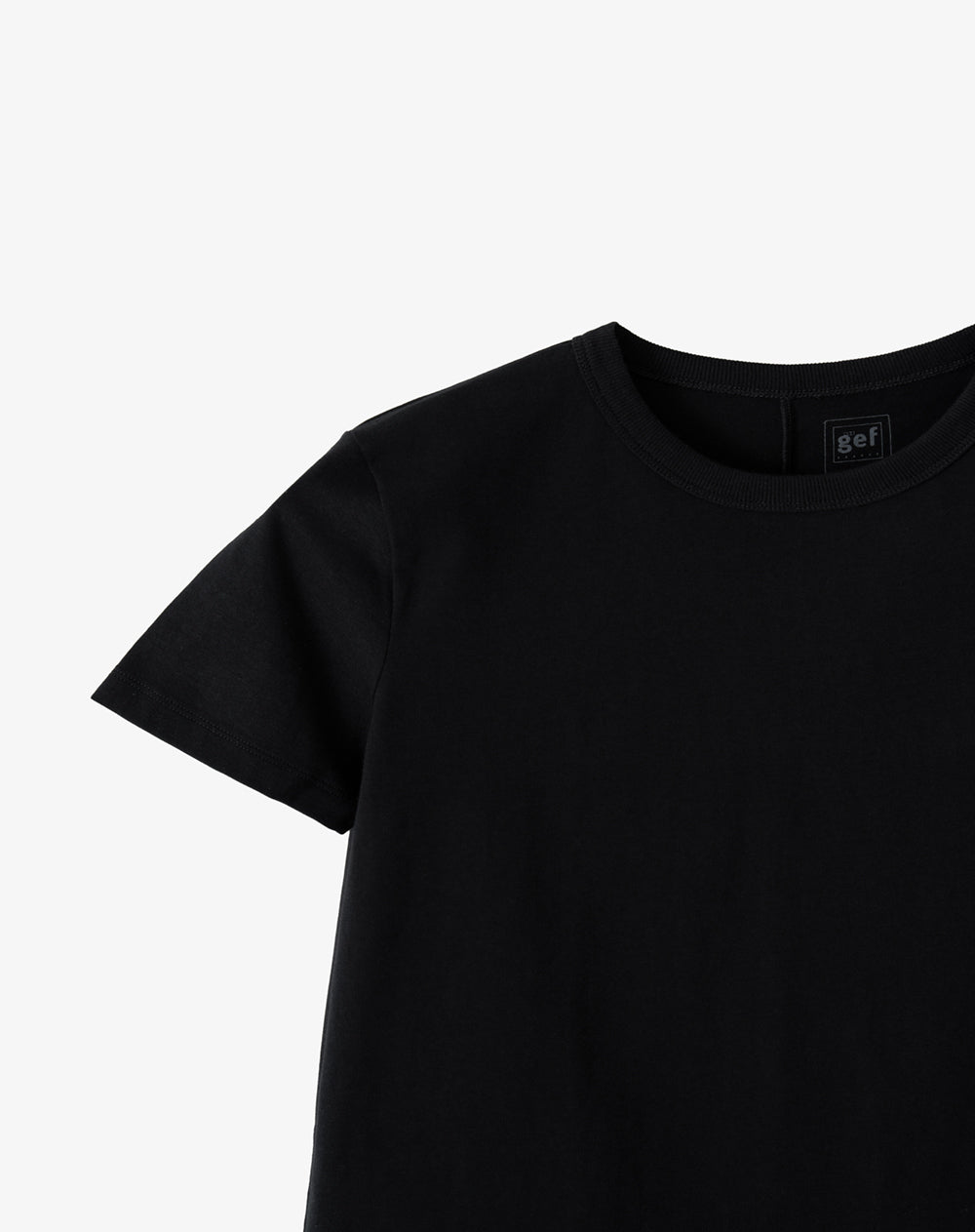 Camiseta regular manga corta negra mujer