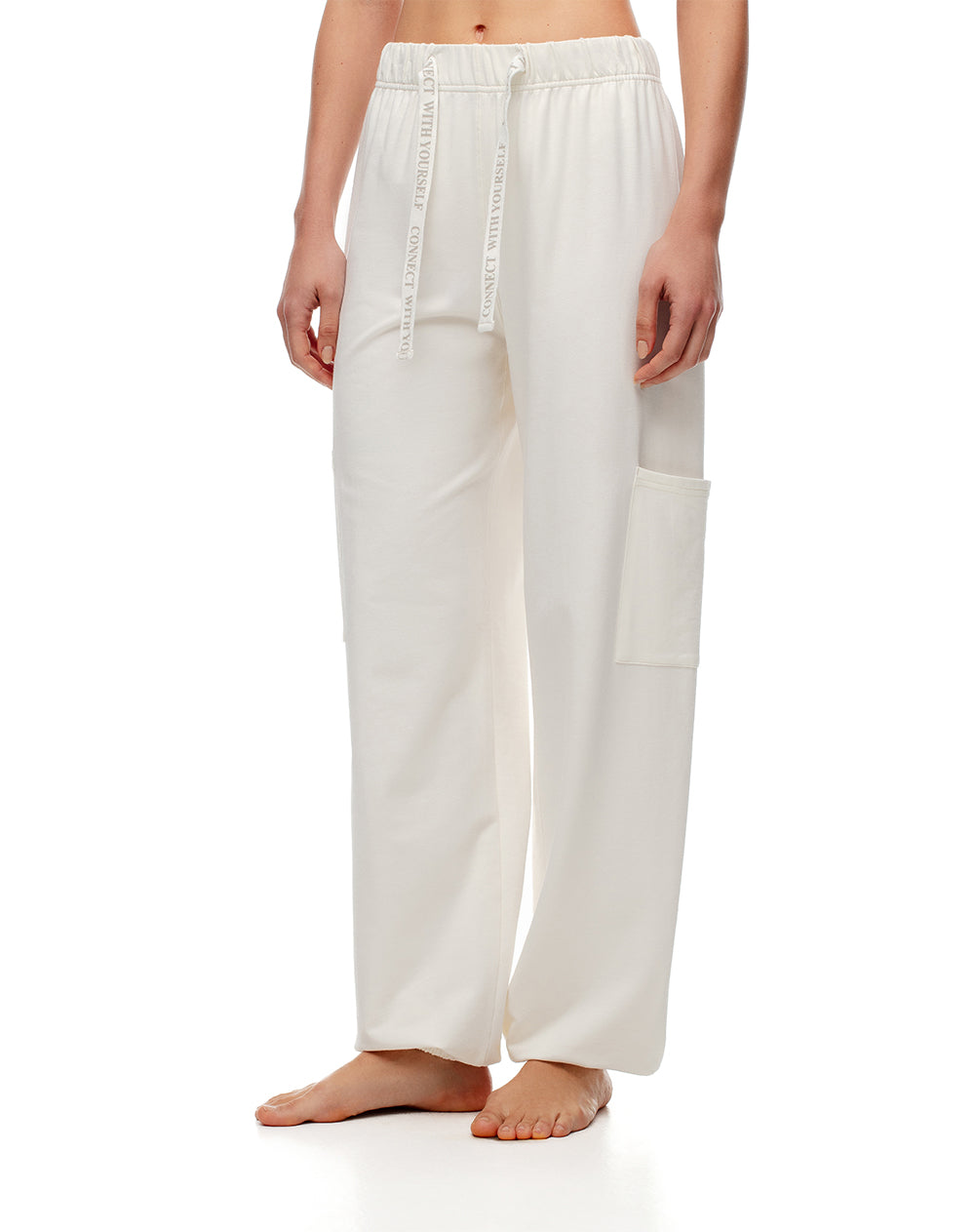 Pantalón relaxed fit tiro medio crudo