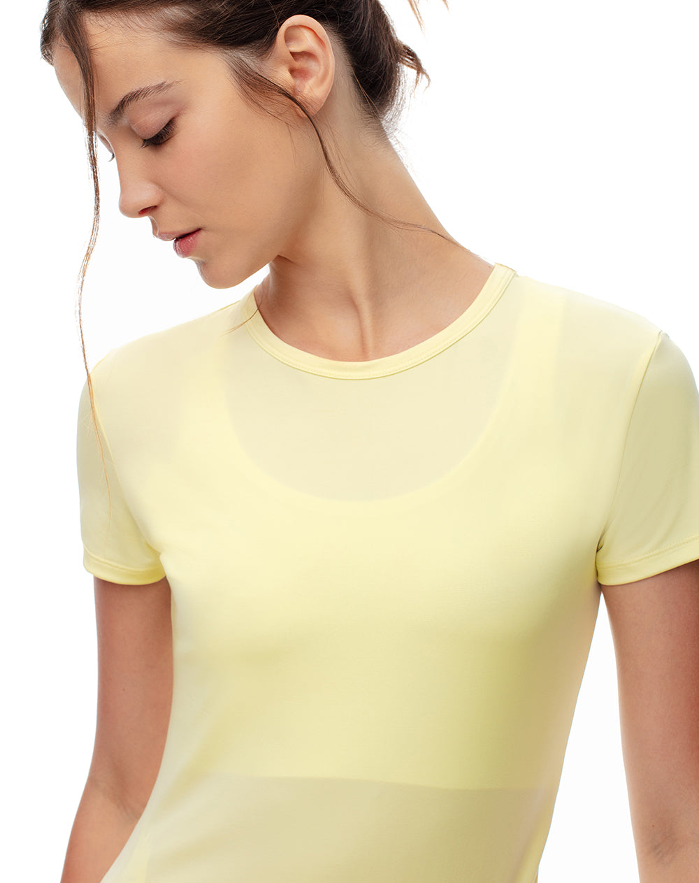 Camiseta slim fit manga corta amarilla