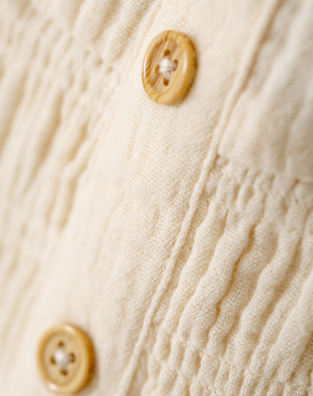 Vestido corto crema