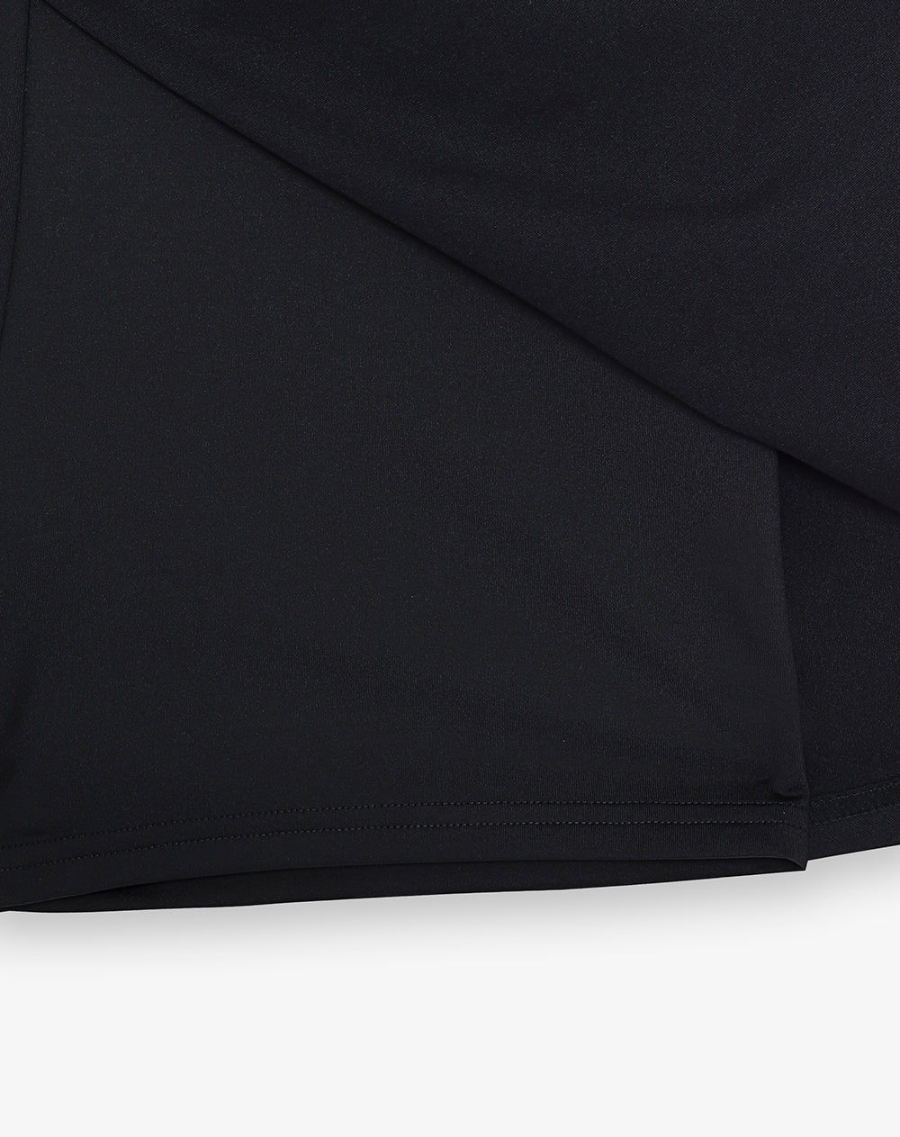 Vestido corto negro