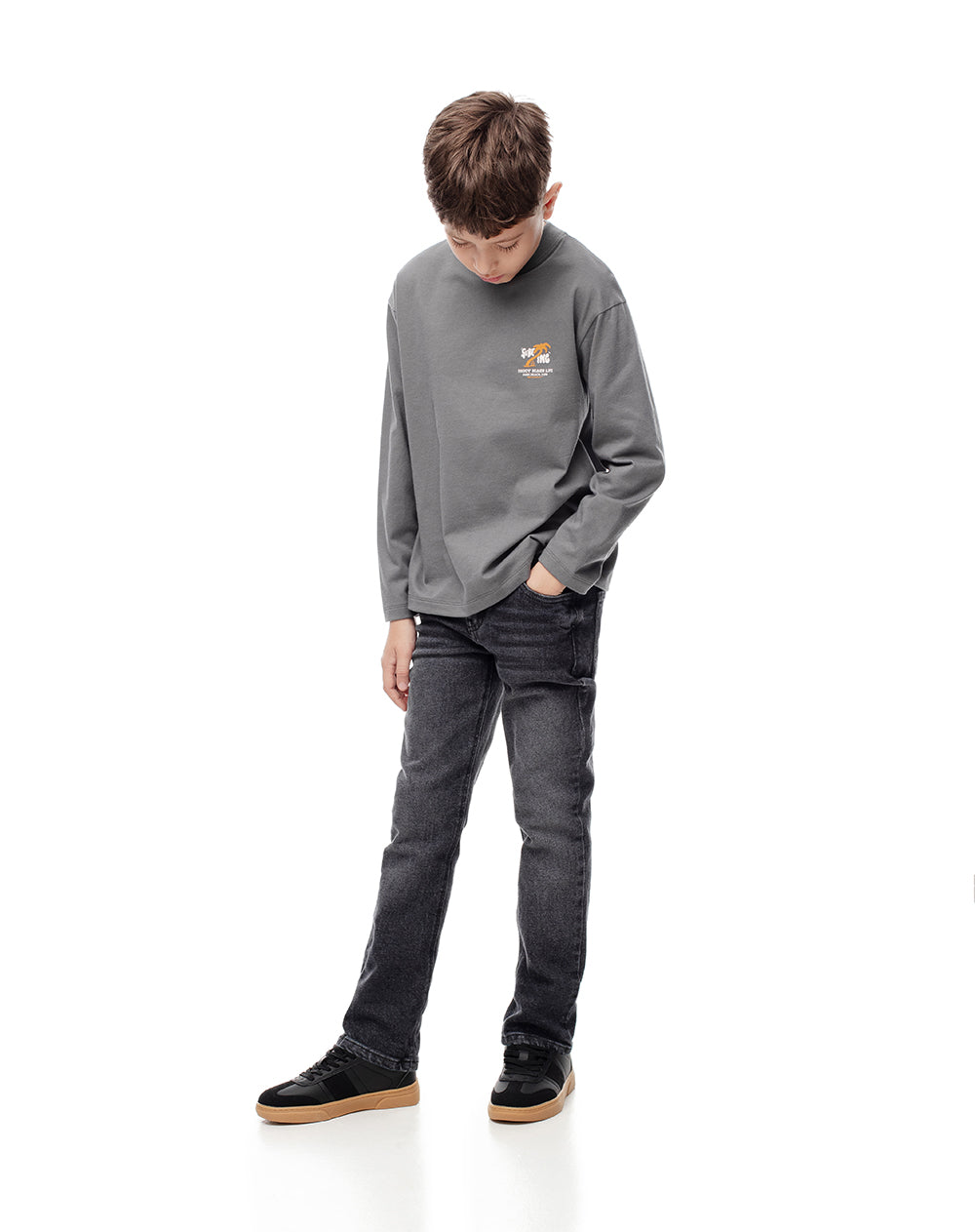 Camiseta regular fit manga larga gris