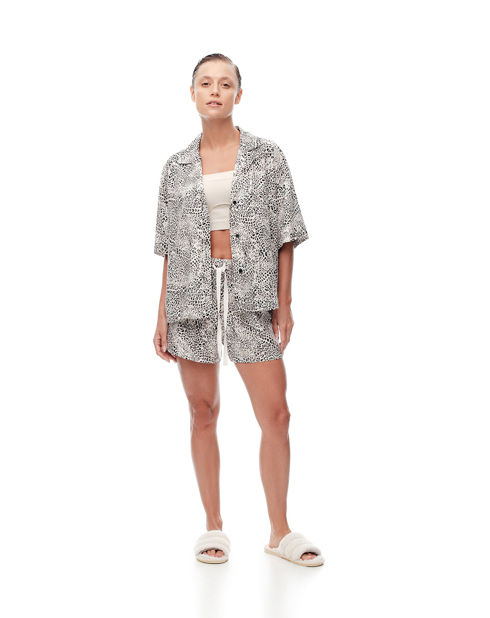 Camisa relax manga corta estampada mujer