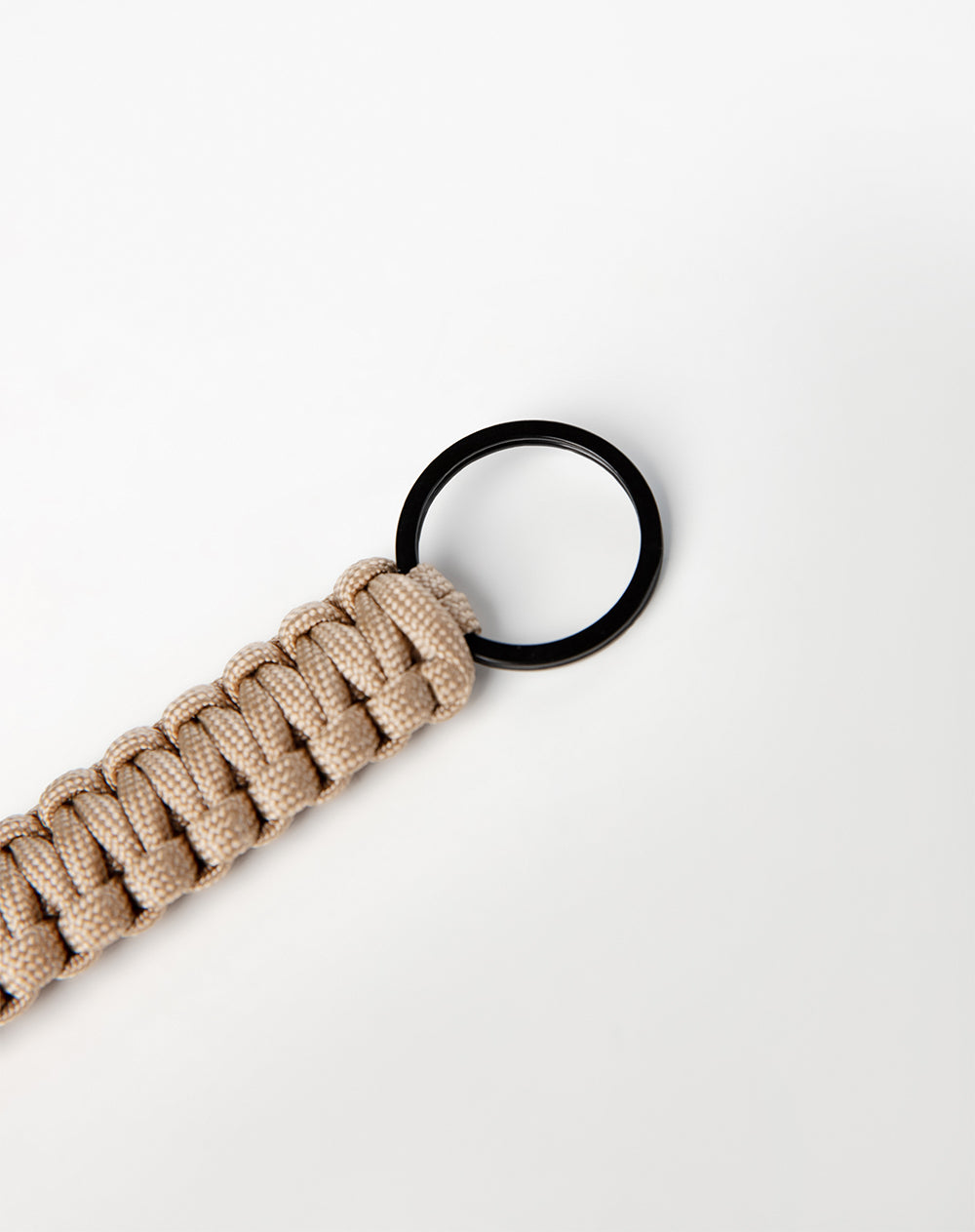 Llavero beige