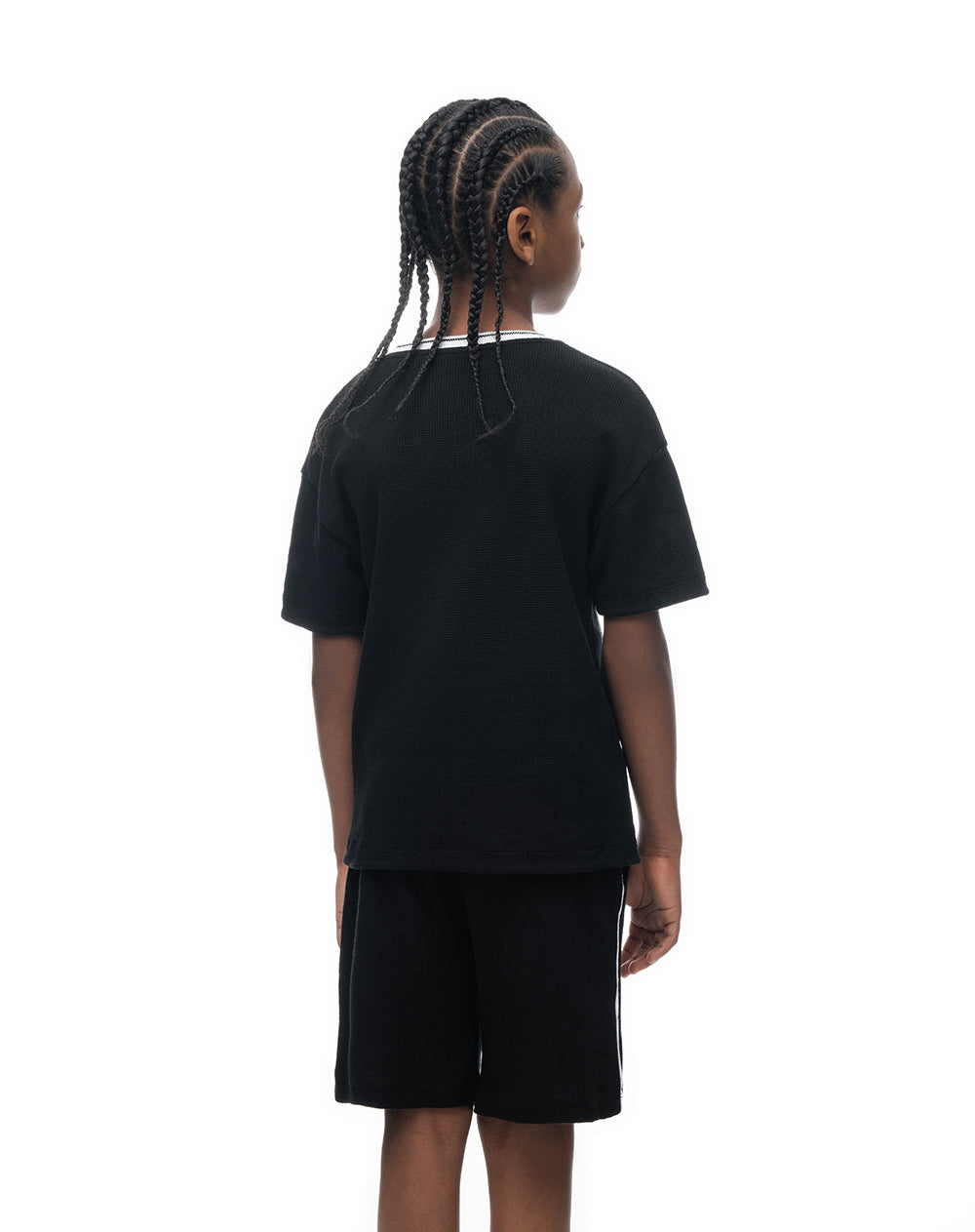 Camiseta regular fit manga corta negra