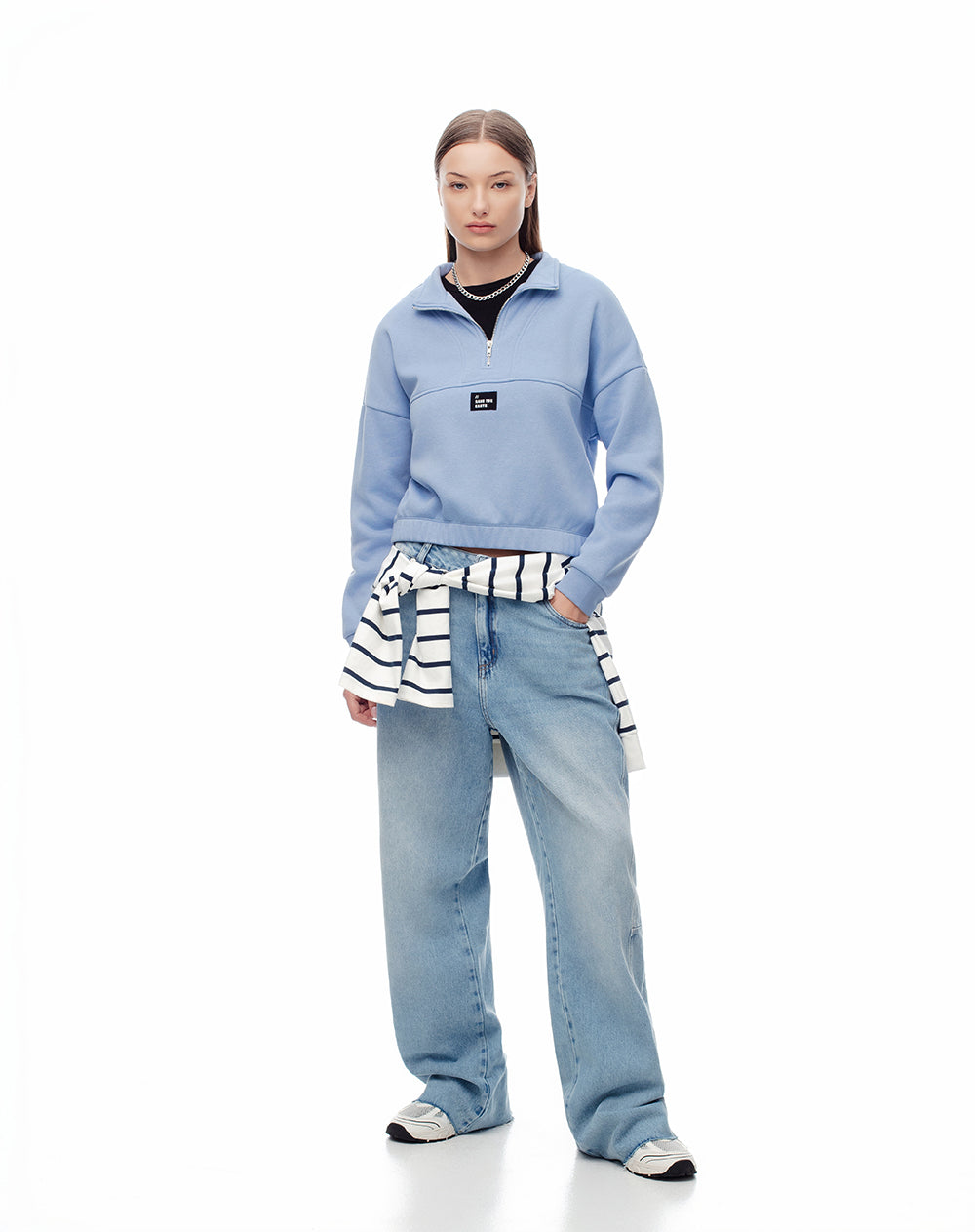 Buzo regular azul mujer