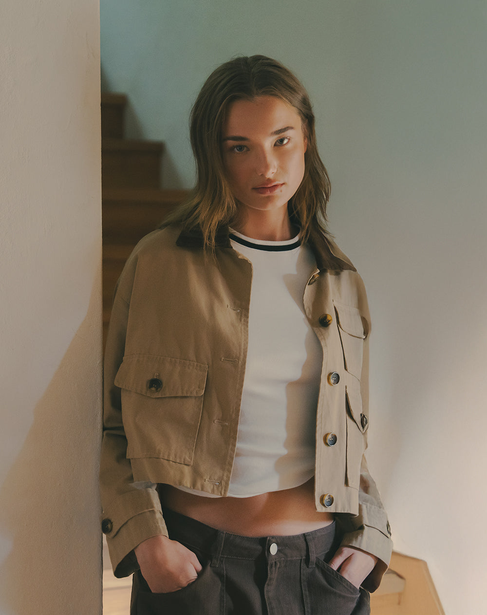 Chaqueta loose fit sin capucha en drill kaki