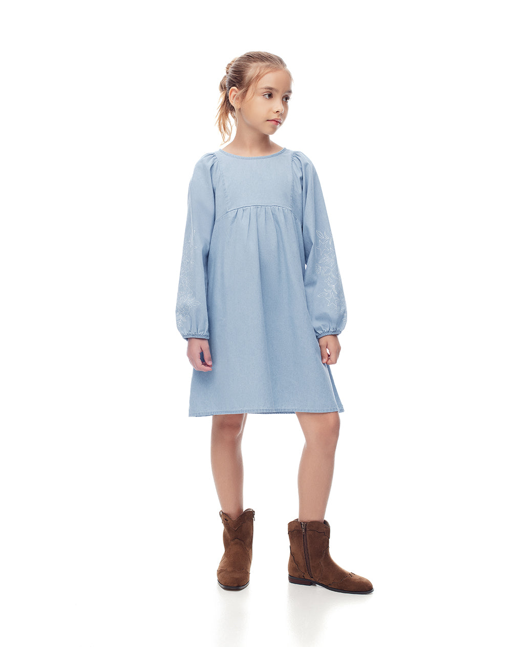 Vestido corto recto denim 100% algodón índigo claro niña