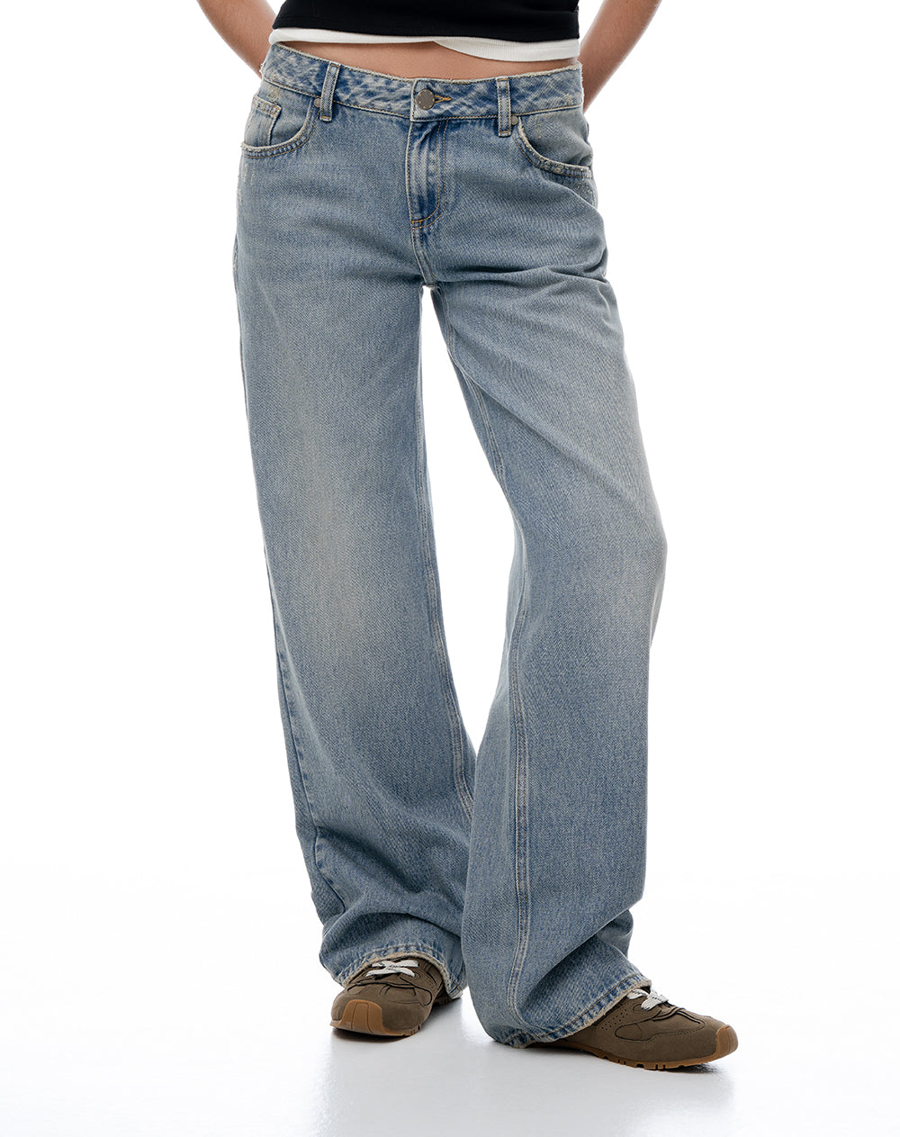Jean regular tiro bajo índigo medio mujer