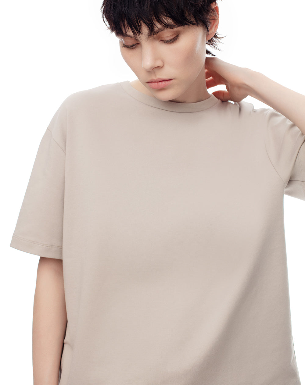 Camiseta oversized fit manga corta taupe