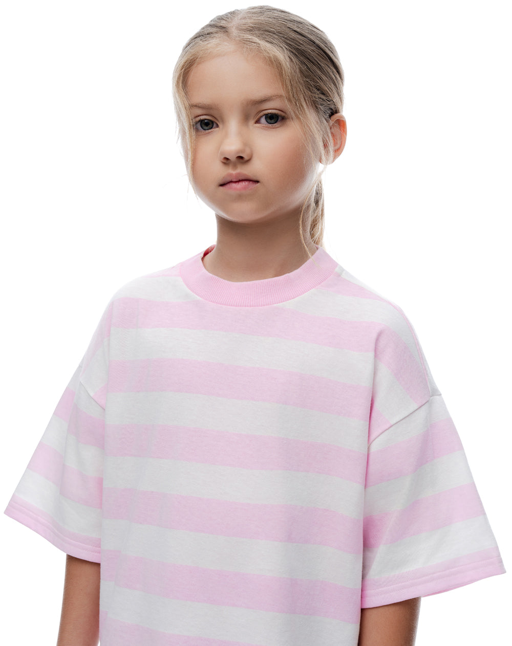 Camiseta relaxed manga corta rosada rayas niña
