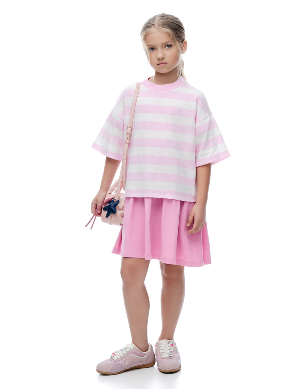 Camiseta relaxed manga corta rosada rayas niña