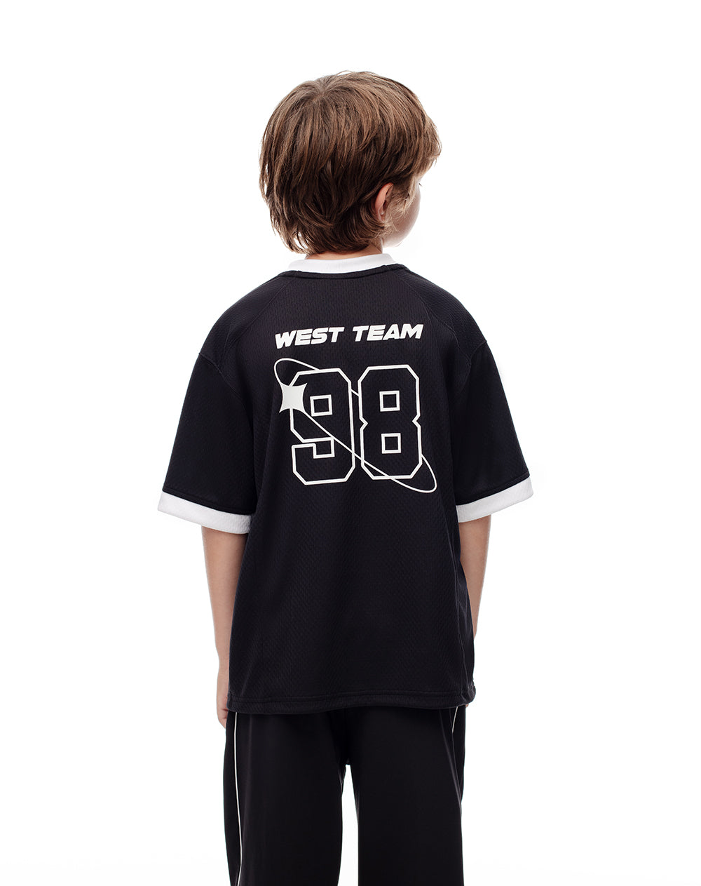 Camiseta oversize negra estampada niño