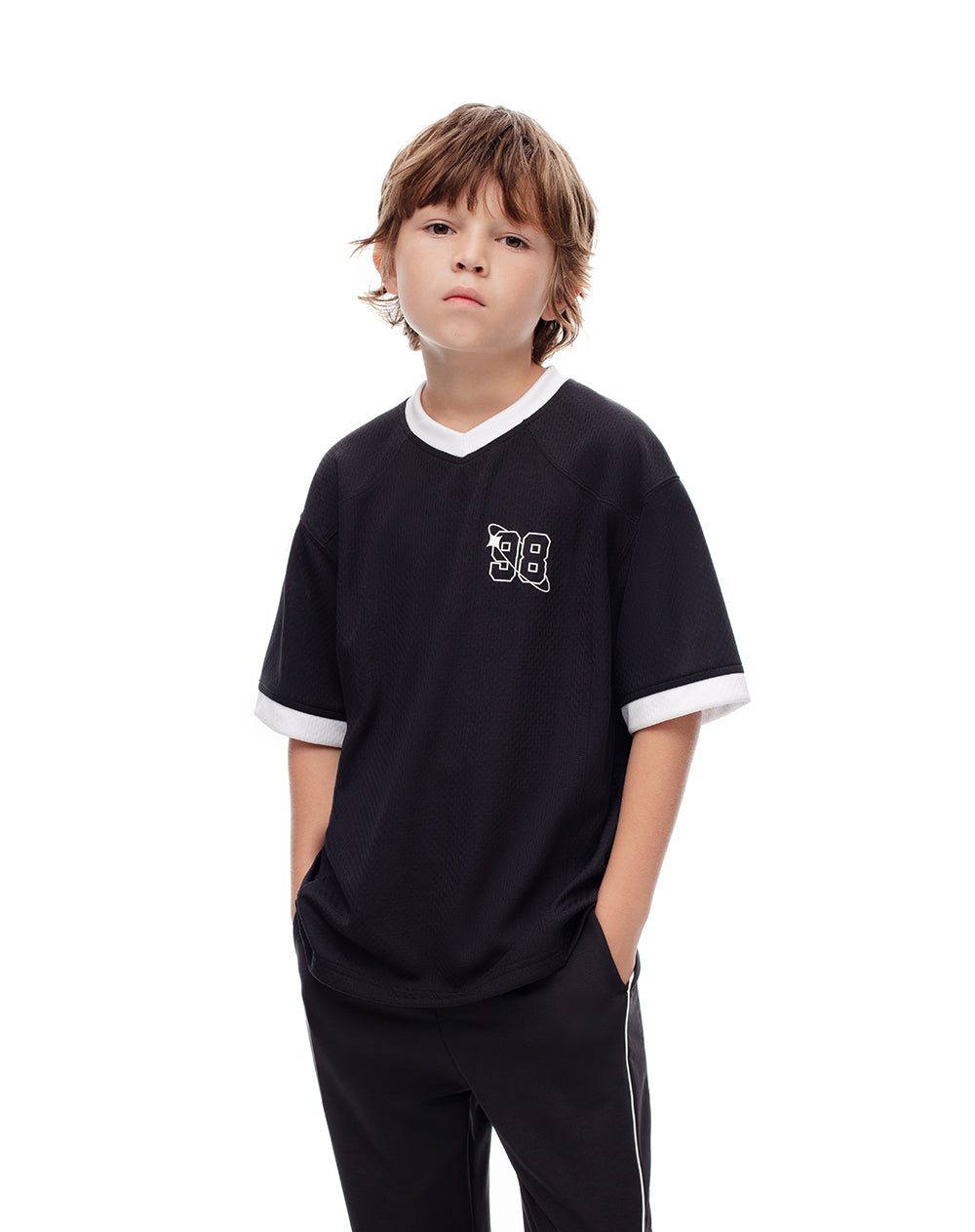 Camiseta oversize negra estampada niño