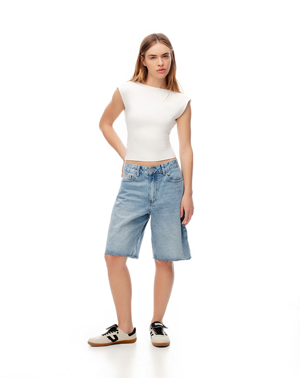 Pack x2 camiseta crop slim doble tela blanco + negro mujer