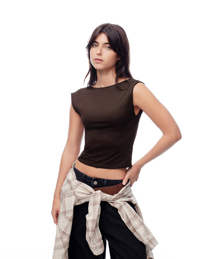 Camiseta crop slim doble tela chocolate mujer