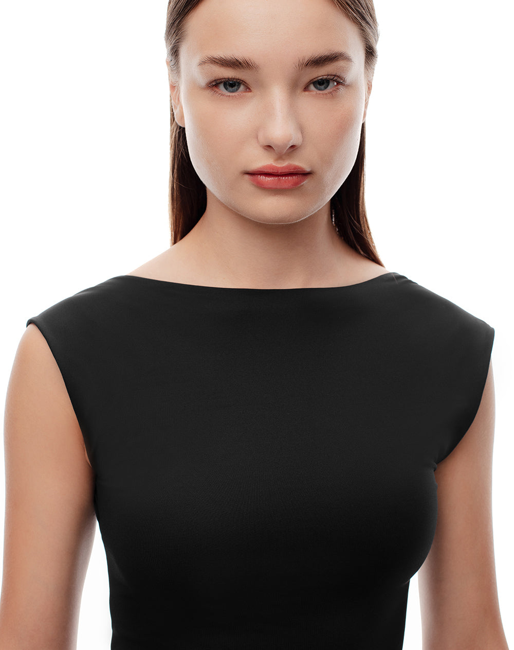Camiseta crop slim doble tela negra mujer