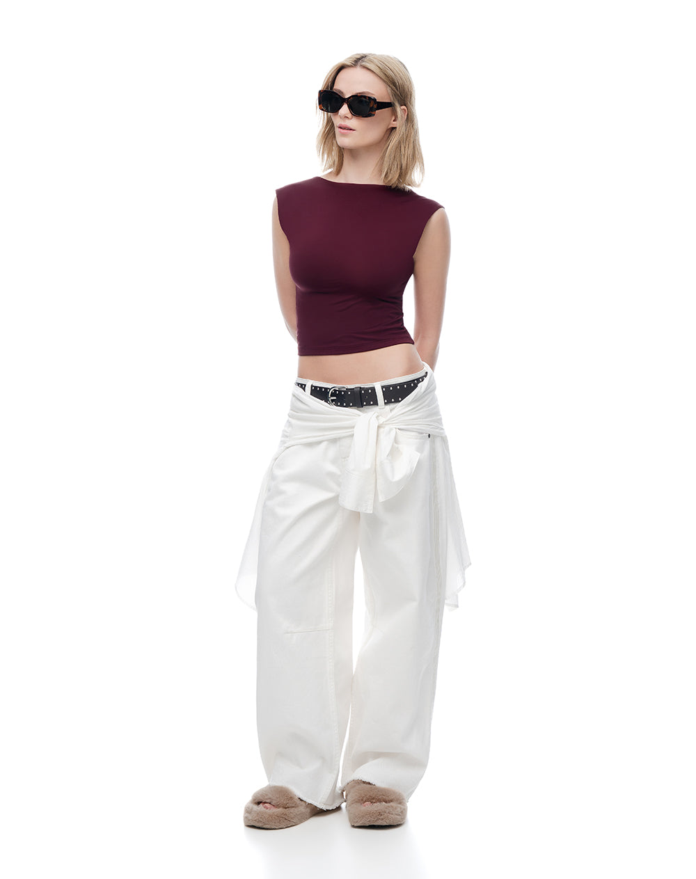 Camiseta crop slim doble tela vino tinto mujer