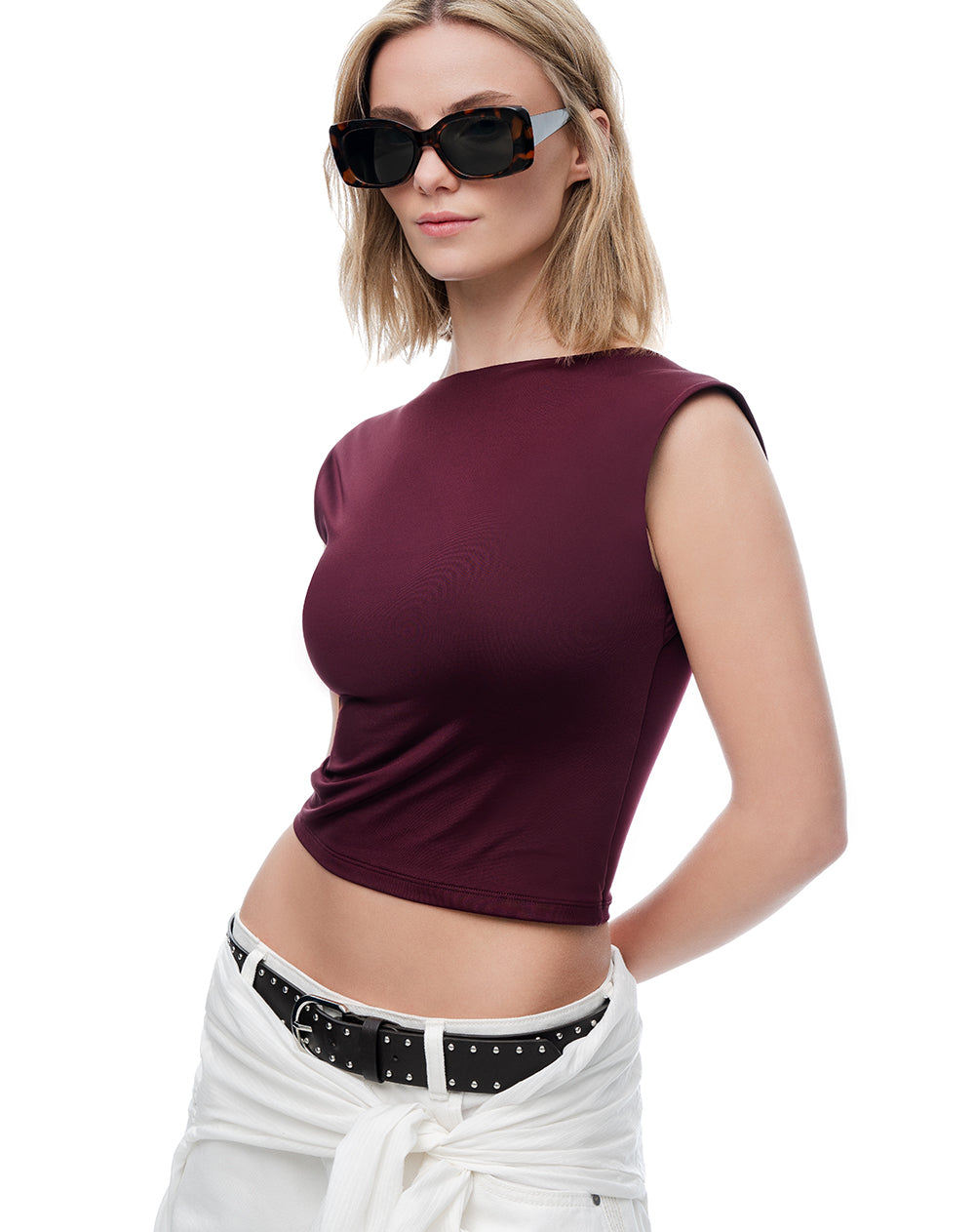 Camiseta crop slim doble tela vino tinto mujer