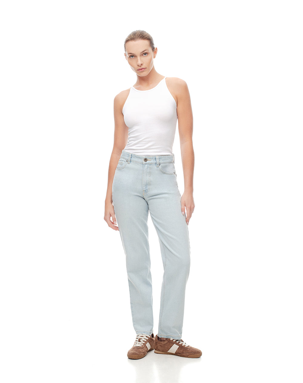 Jean relaxed fit tiro medio indigo claro