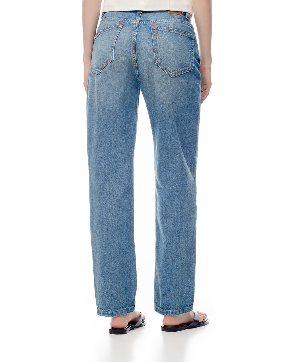 Jean recto tiro medio 5 bolsillos indigo medio para mujer