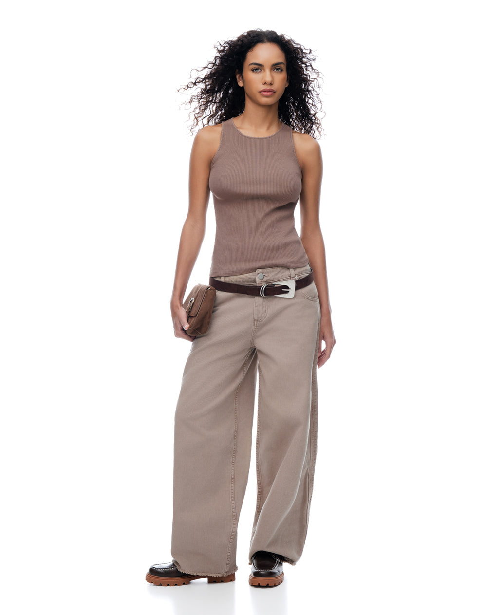 Camiseta esqueleto slim rib algodón café mujer