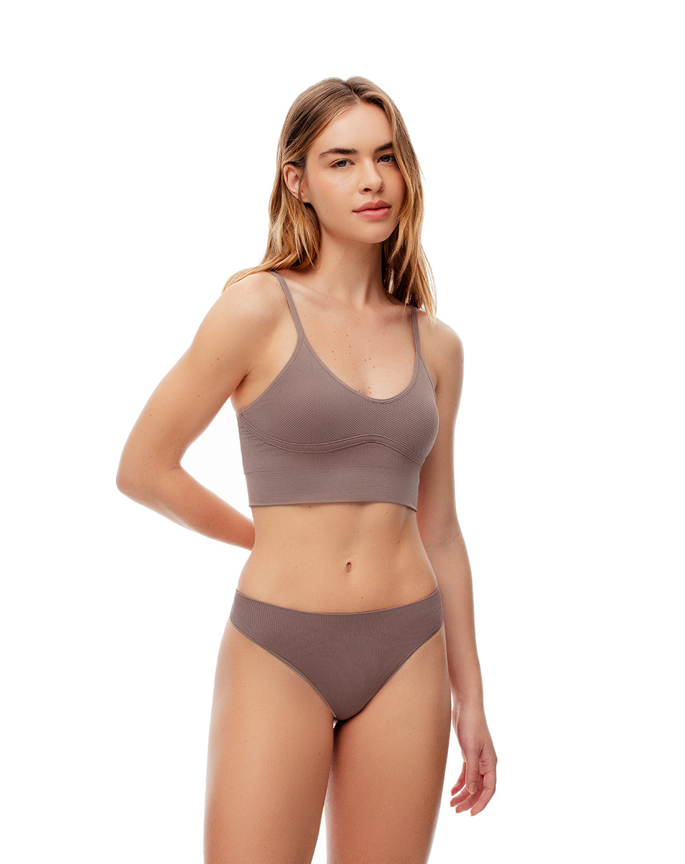 Top soporte medio seamless café