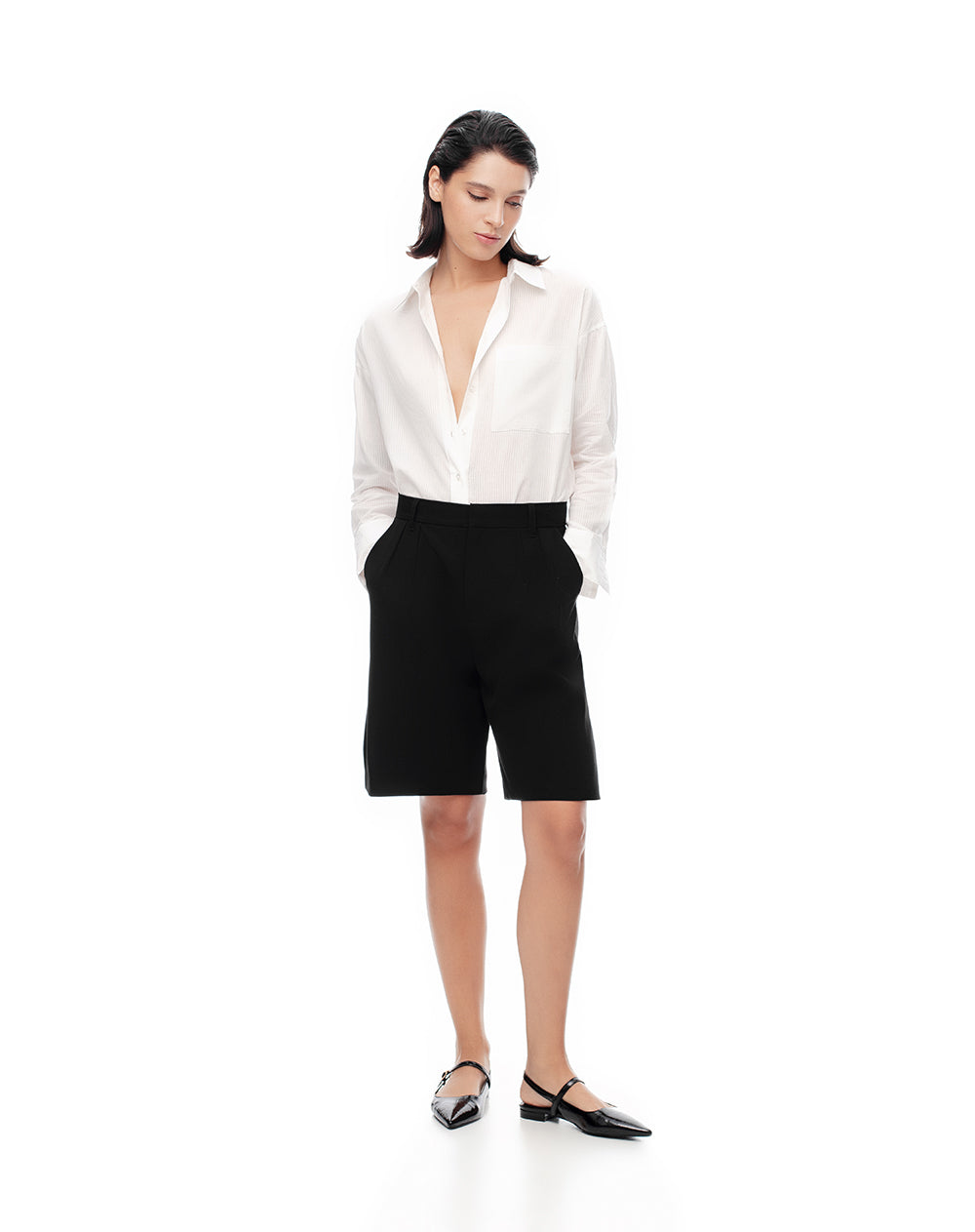 Bermuda regular fit negra