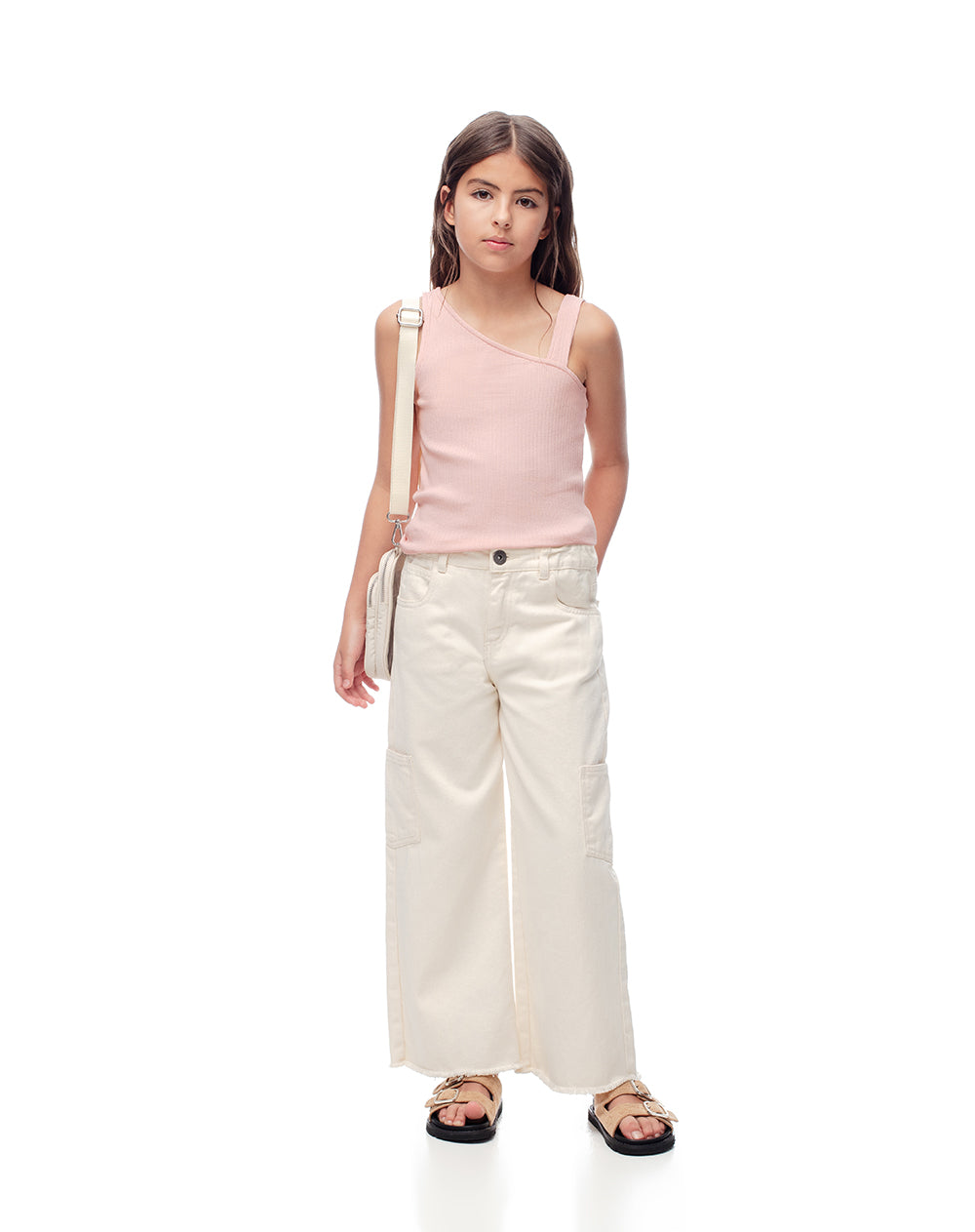 Camiseta asimétrica slim rib algodón rosada niña
