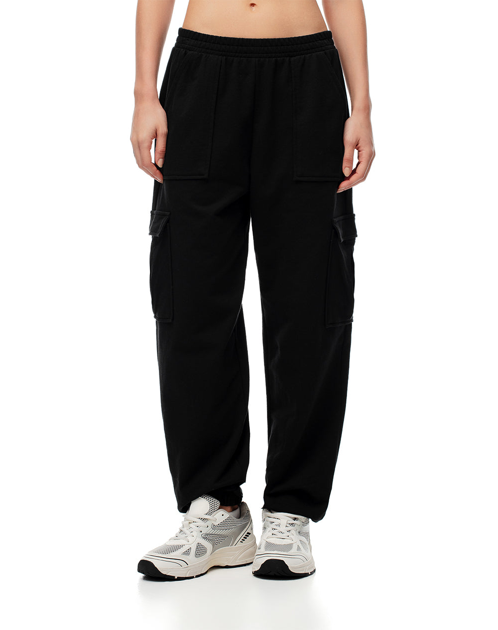 Jogger regular fit tiro medio negro
