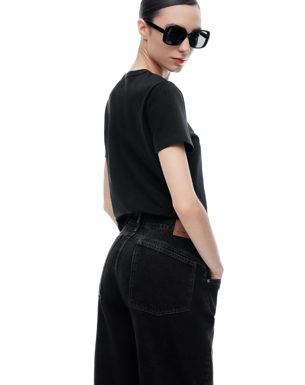 Jean baggy tiro medio negro mujer