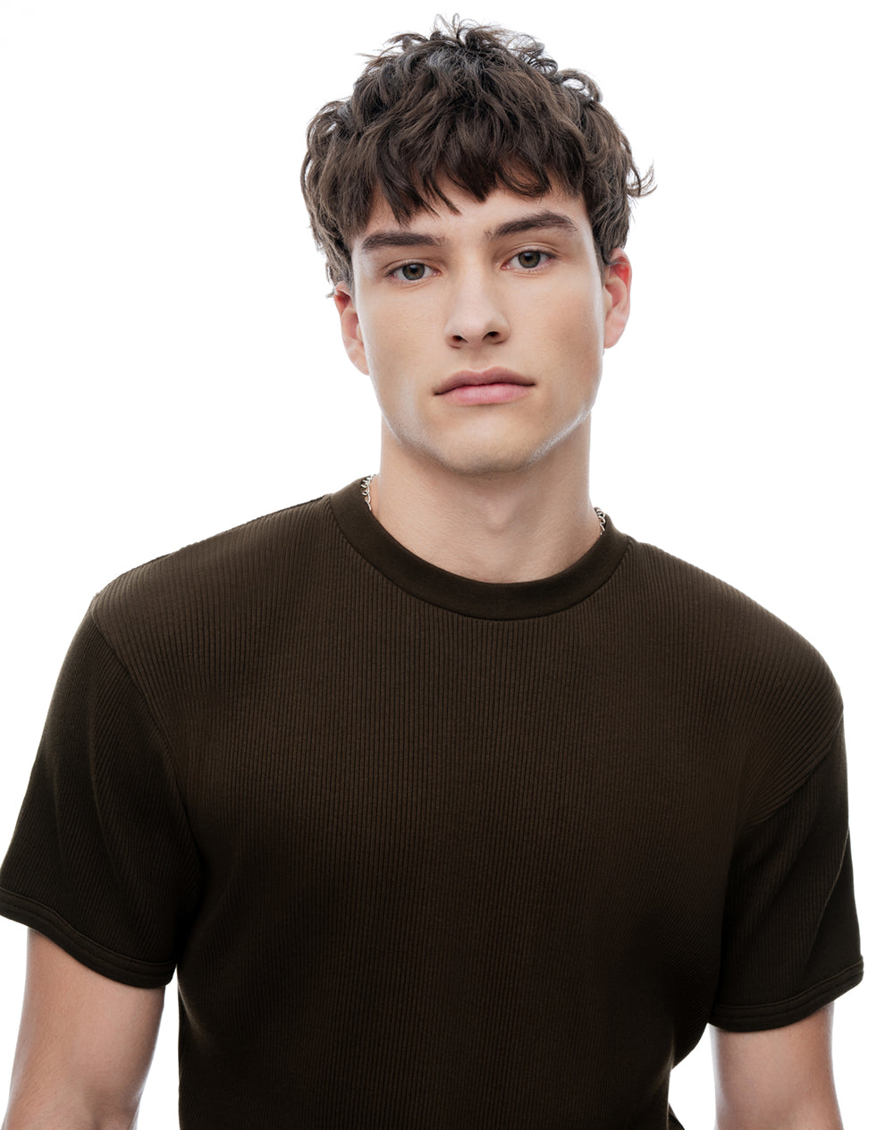 Camiseta slim rib algodón chocolate hombre