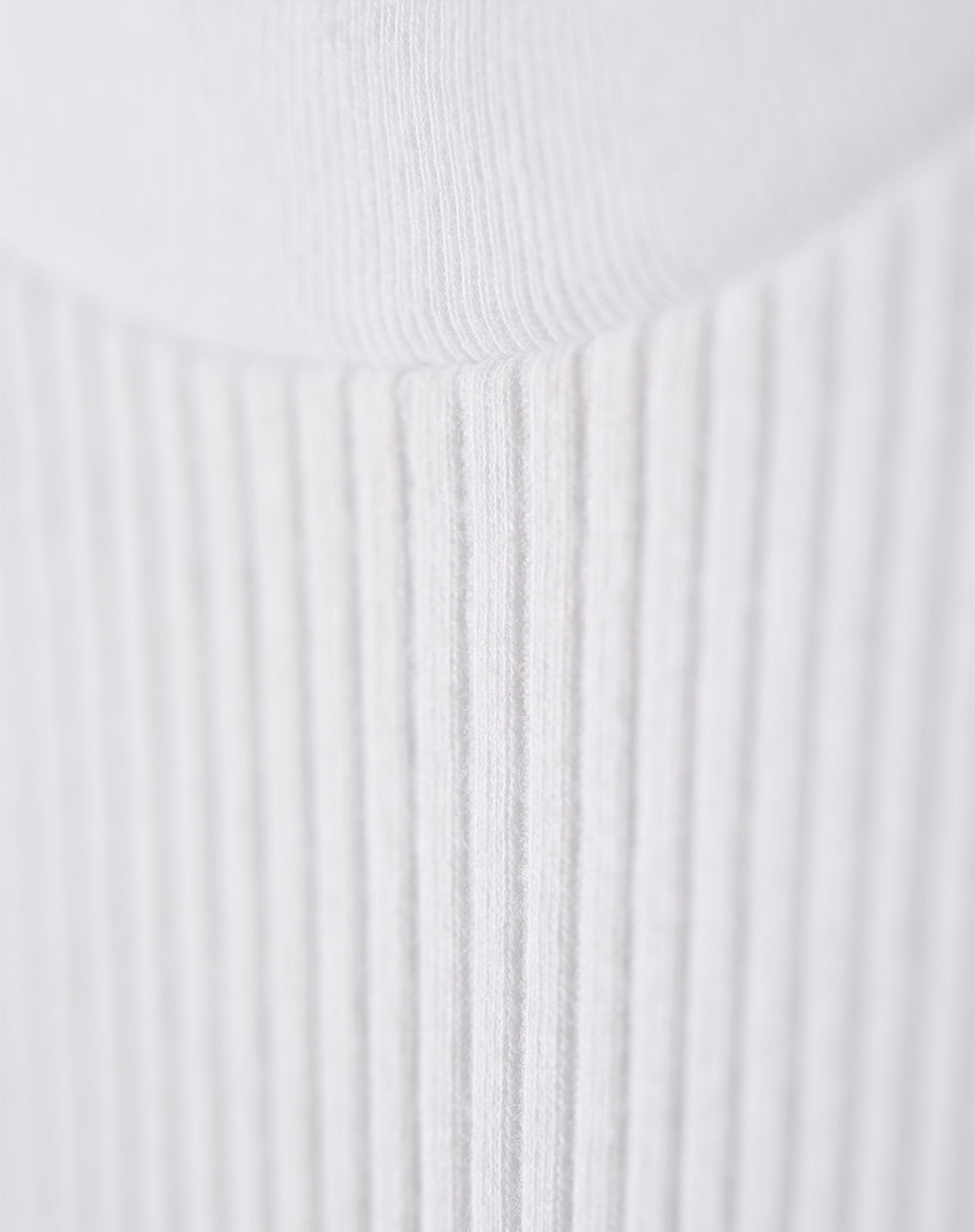 Camiseta slim fit manga corta blanca