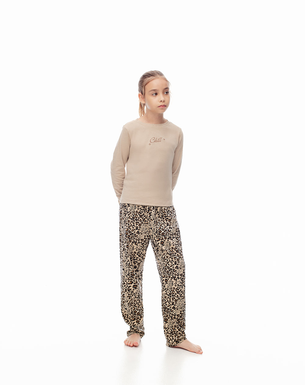 Pijama regular fit manga corta habana estampada