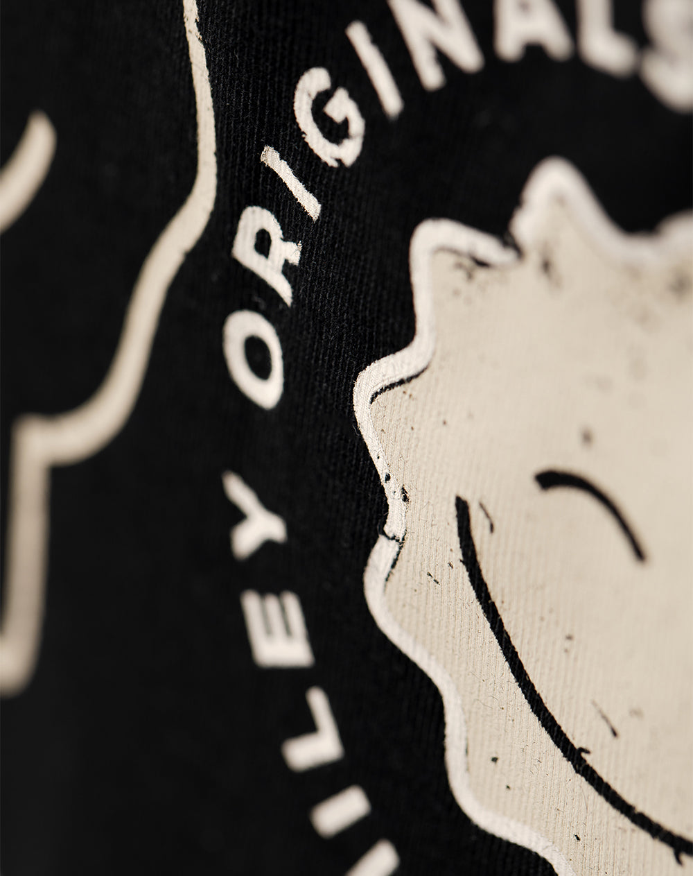 Camiseta regular fit manga 3/4 negra