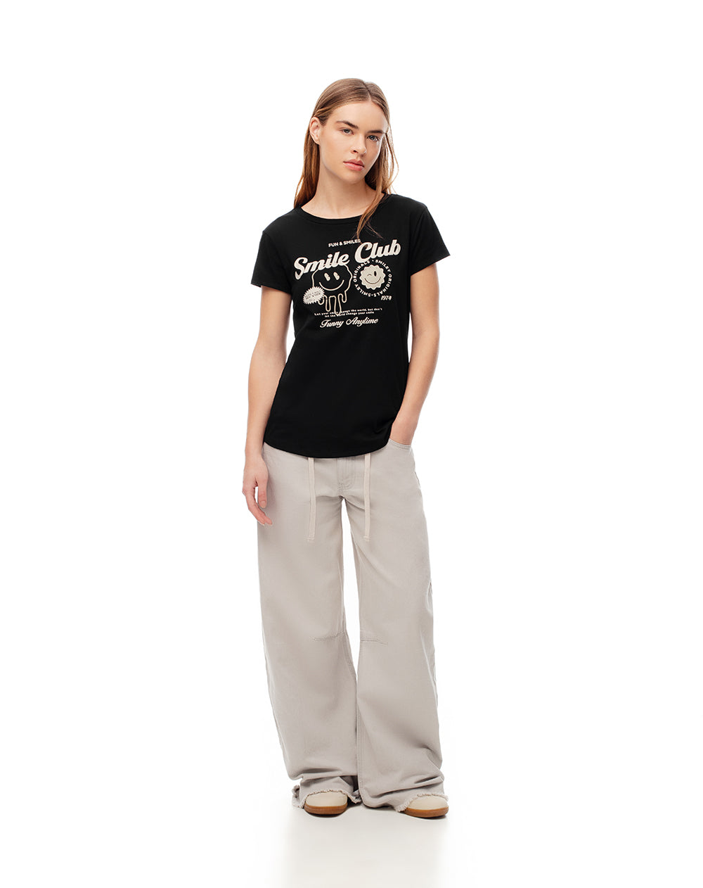 Camiseta regular fit manga 3/4 negra