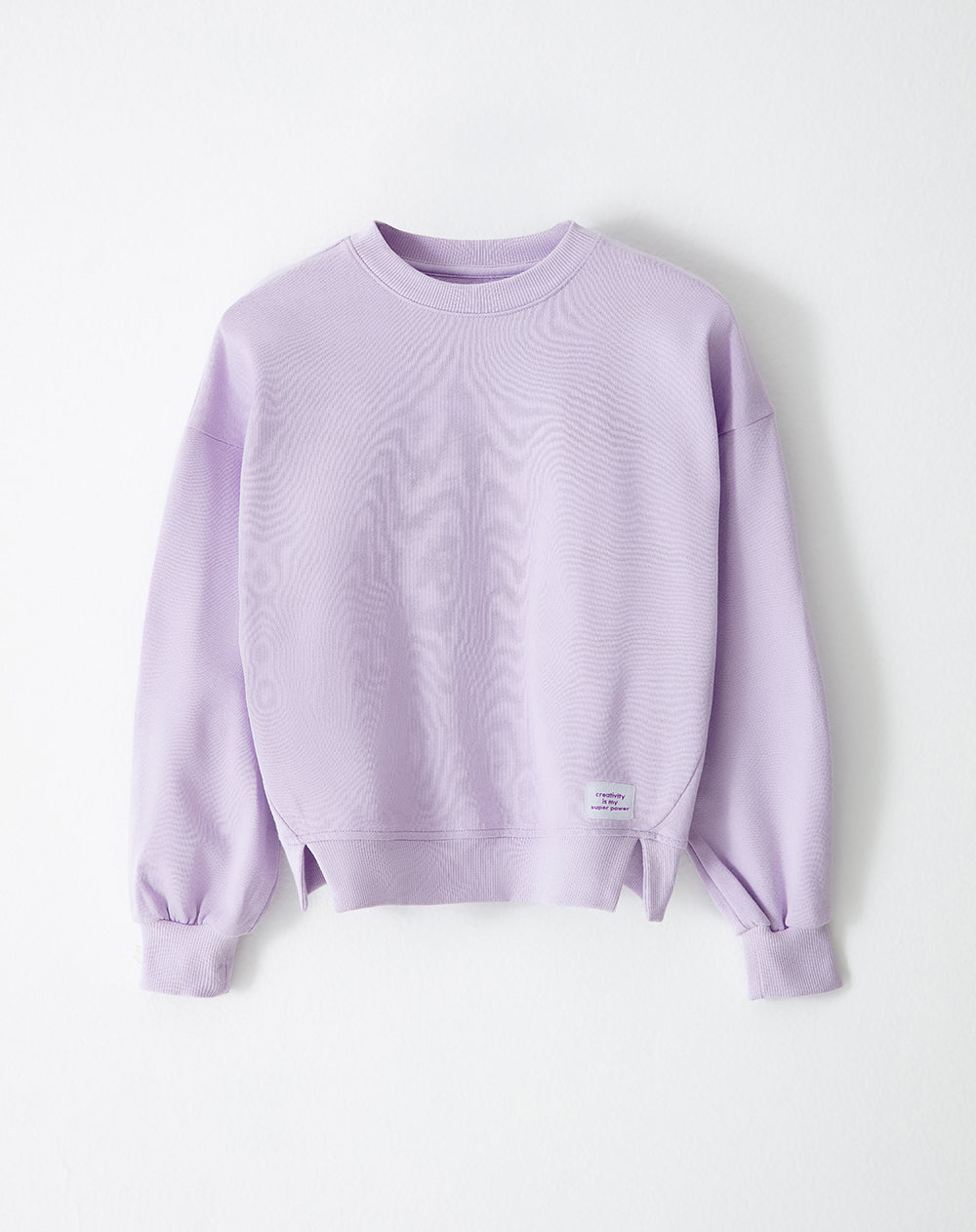 Buzo regular fit lila