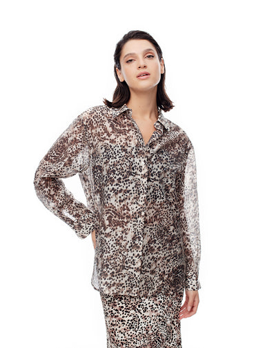 Camisa oversized fit manga larga piel estampado