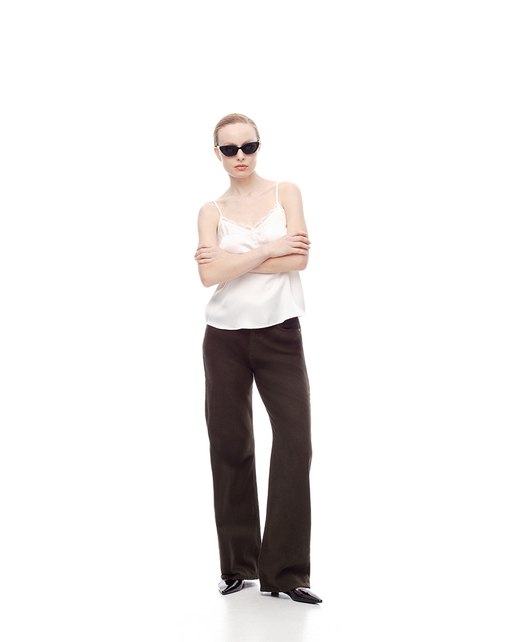 Jean relaxed fit tiro alto chocolate
