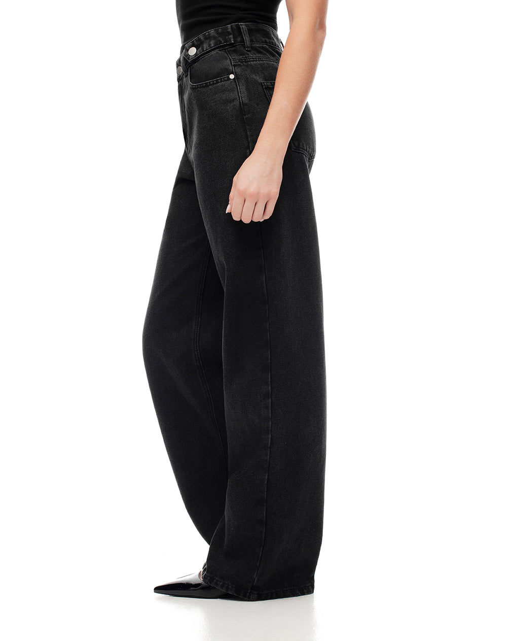 Jean relaxed fit tiro alto denim negro