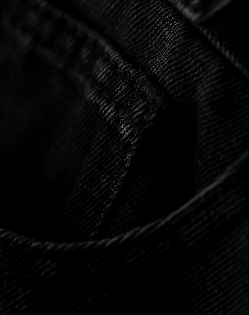 Jean relaxed fit tiro alto denim negro