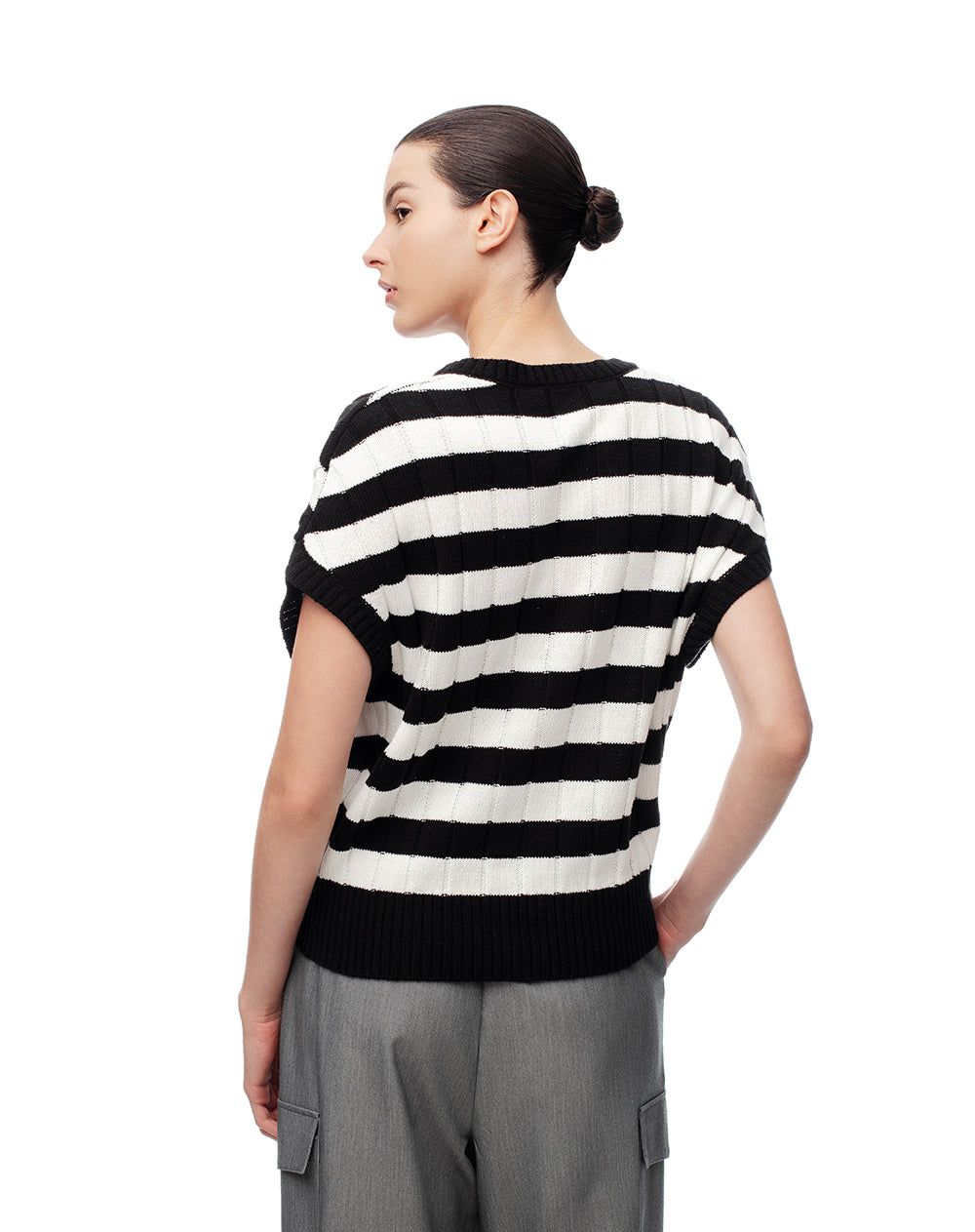 Chaleco relaxed fit sin capucha negro rayas