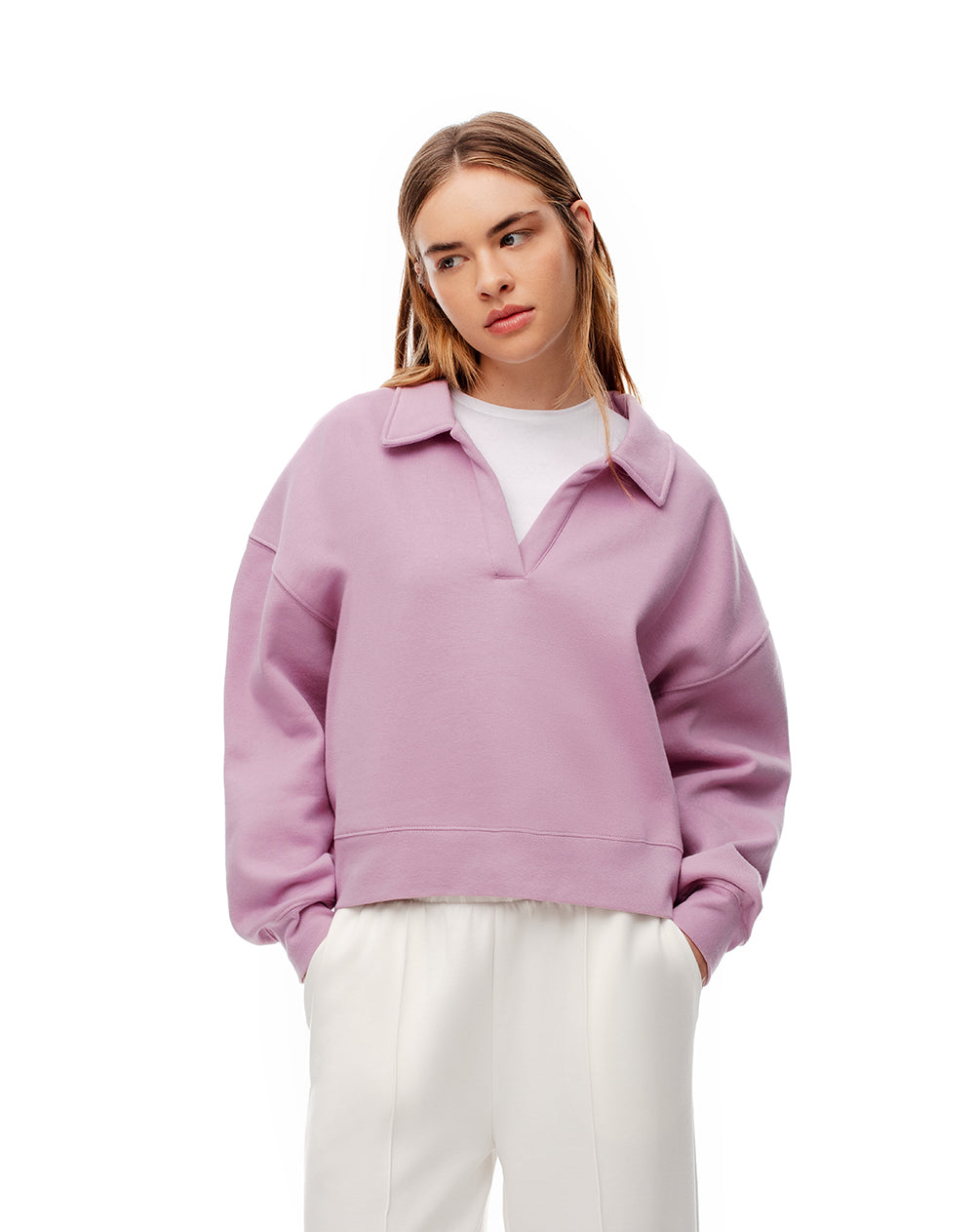 Buzo regular fit lila
