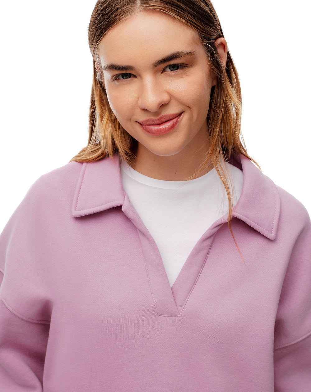Buzo regular fit lila