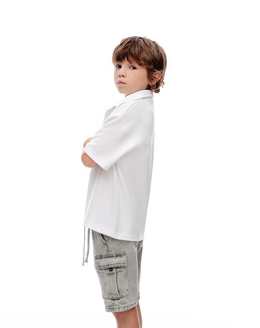 Bermuda denim regular gris niño