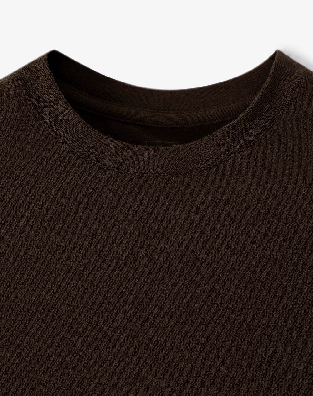 Camiseta slim fit manga corta chocolate