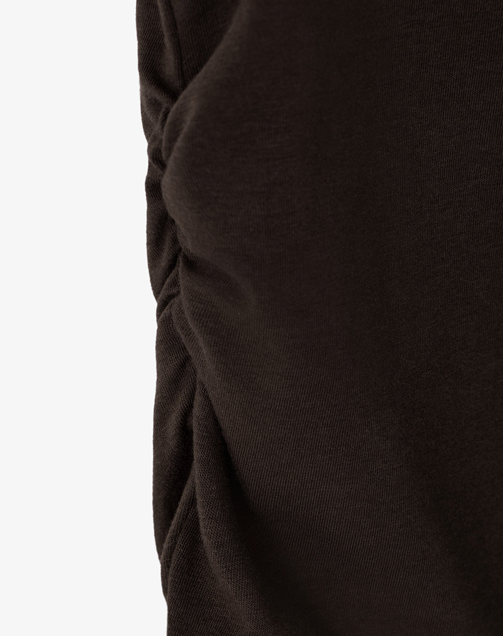 Camiseta slim fit manga corta chocolate
