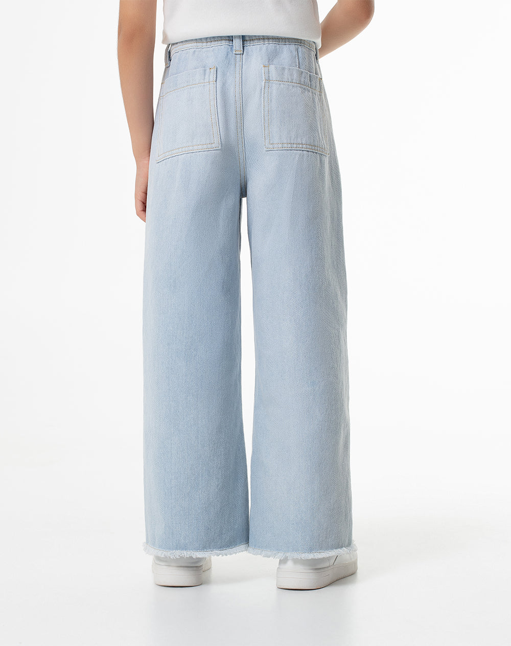 Jean Lufas mom fit fit tiro medio indigo claro