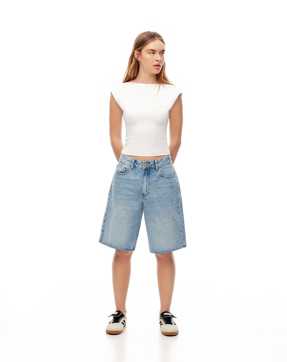 Bermuda denim regular tiro medio índigo medio mujer