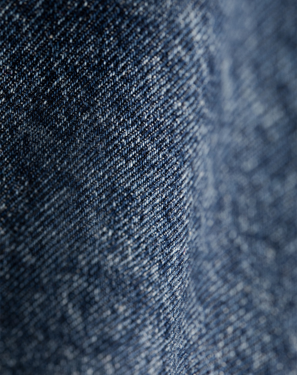 Jean loose fit tiro medio indigo oscuro